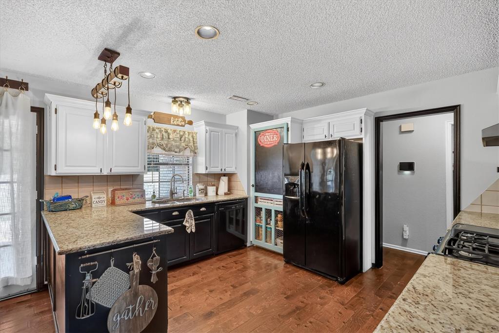 13417 Briar Hollow Drive Property Photo 11