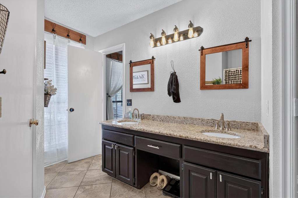 13417 Briar Hollow Drive Property Photo 20