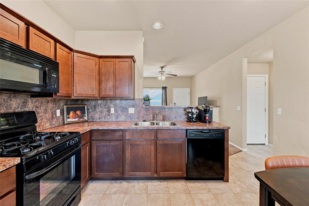 4904 Hunter Boulevard Property Photo 10