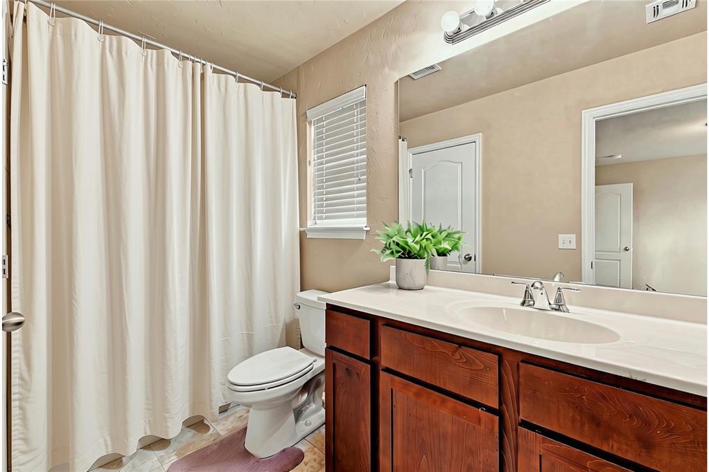 4904 Hunter Boulevard Property Photo 14