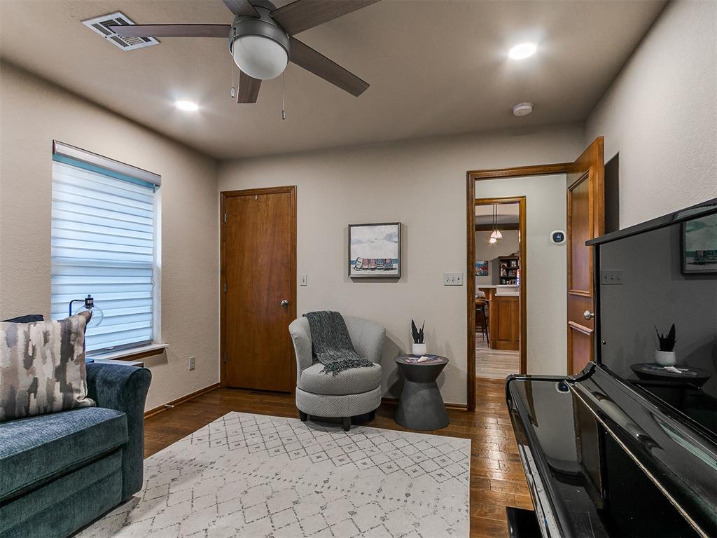 2116 Bates Way Property Photo 30