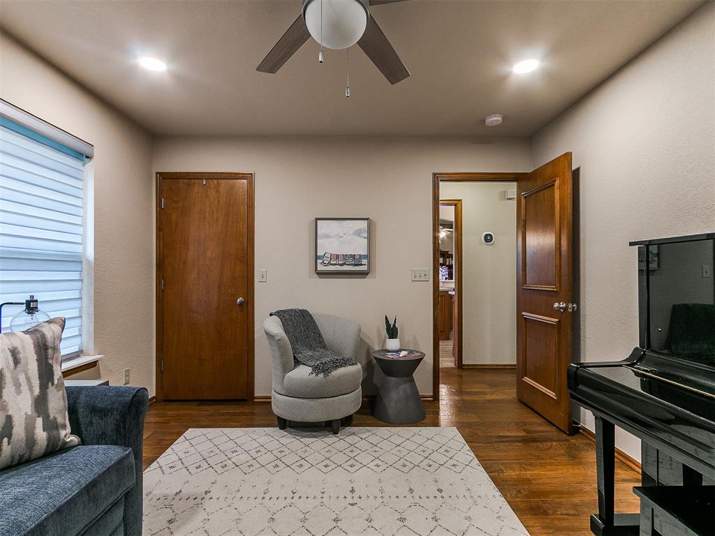 2116 Bates Way Property Photo 31