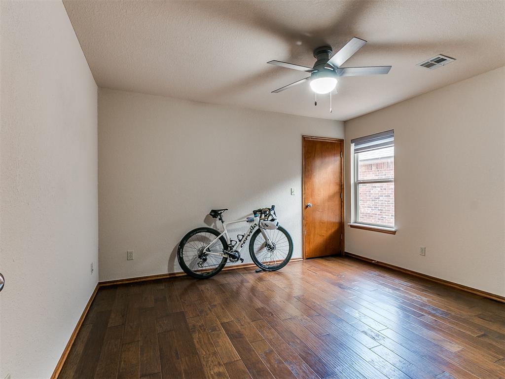 2116 Bates Way Property Photo 34