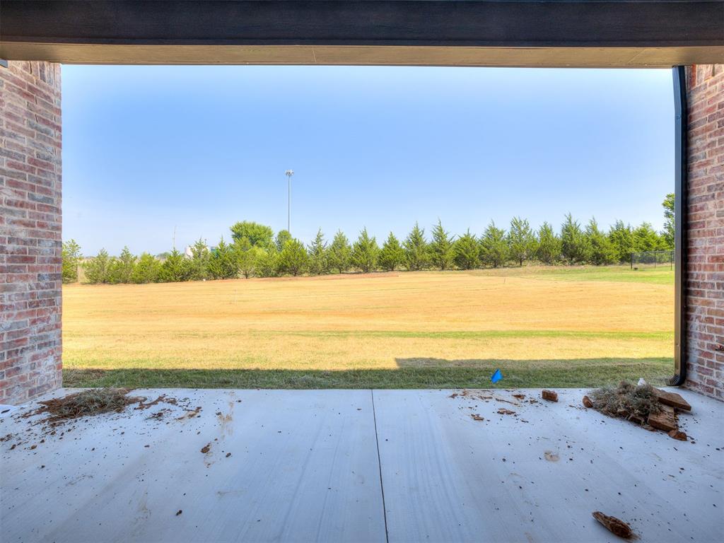 14117 North Ridge Drive Property Photo 5