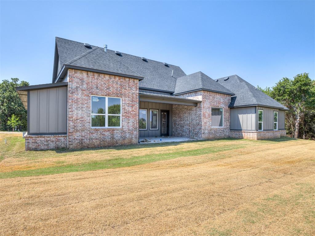 14117 North Ridge Drive Property Photo 10