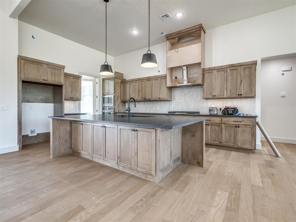14117 North Ridge Drive Property Photo 14