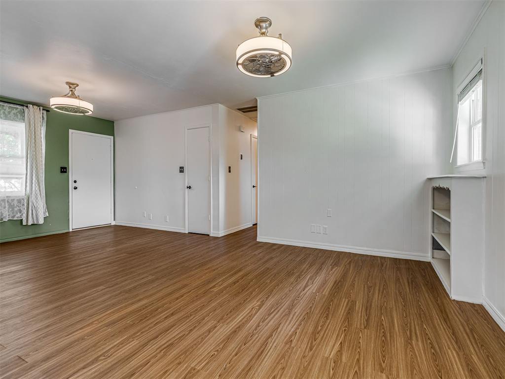 8922 E 49th Place Property Photo 14