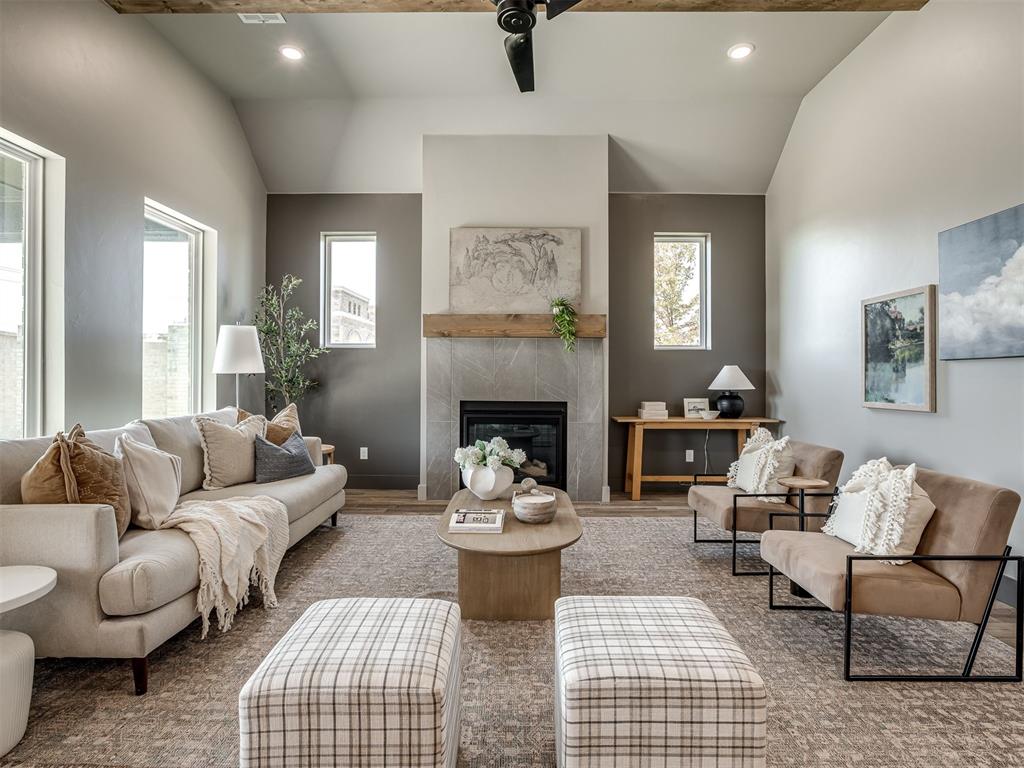 16028 Catalonia Place Property Photo 6