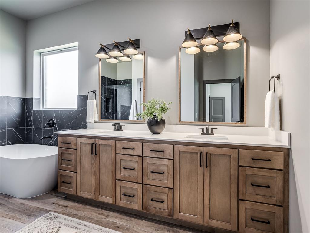 16028 Catalonia Place Property Photo 14