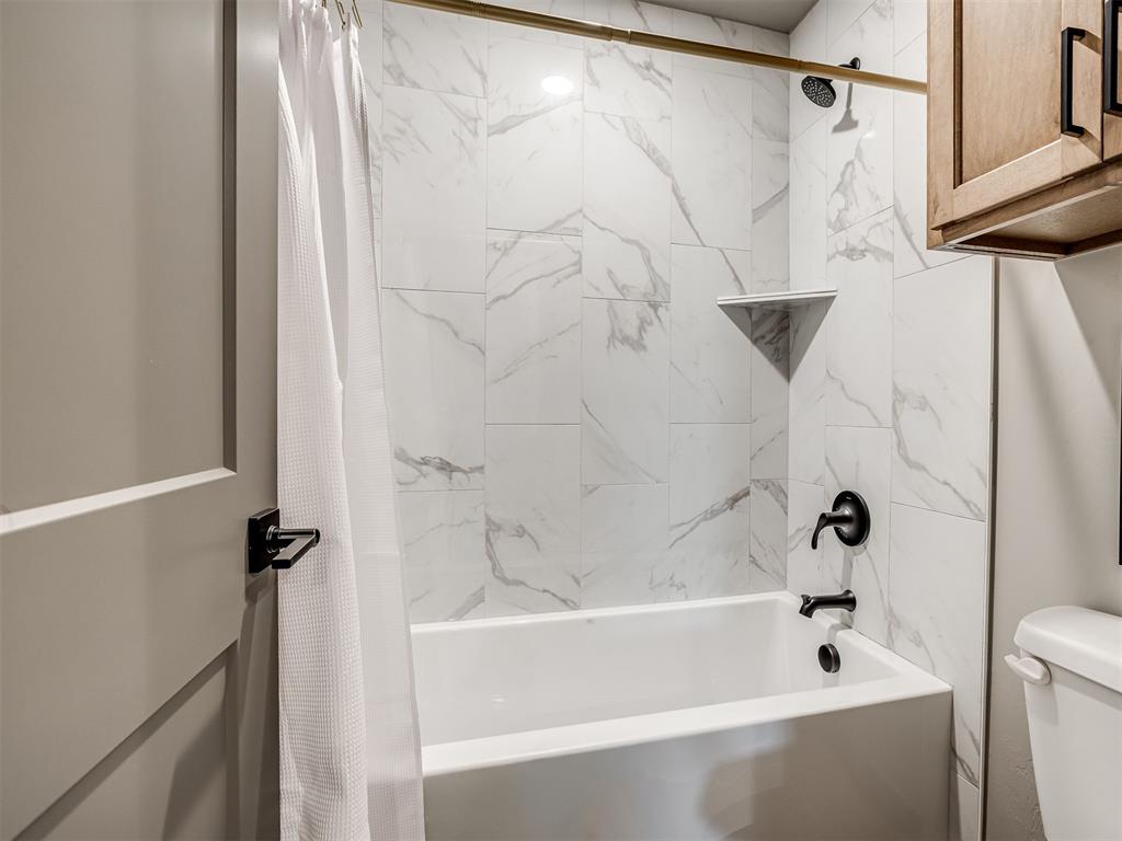 16028 Catalonia Place Property Photo 32