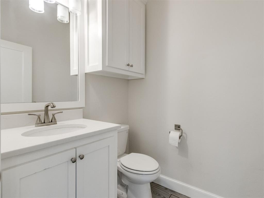 10917 Oaksplinter Lane Property Photo 10