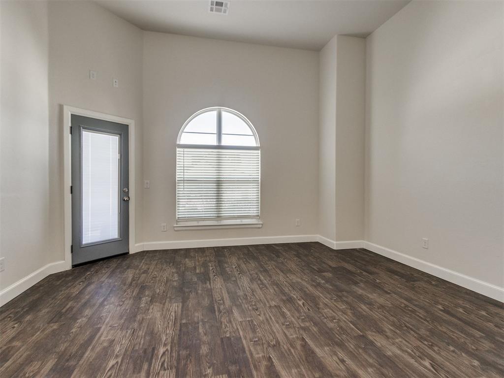 10917 Oaksplinter Lane Property Photo 11