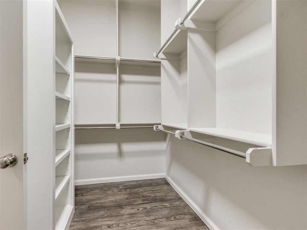 10917 Oaksplinter Lane Property Photo 17