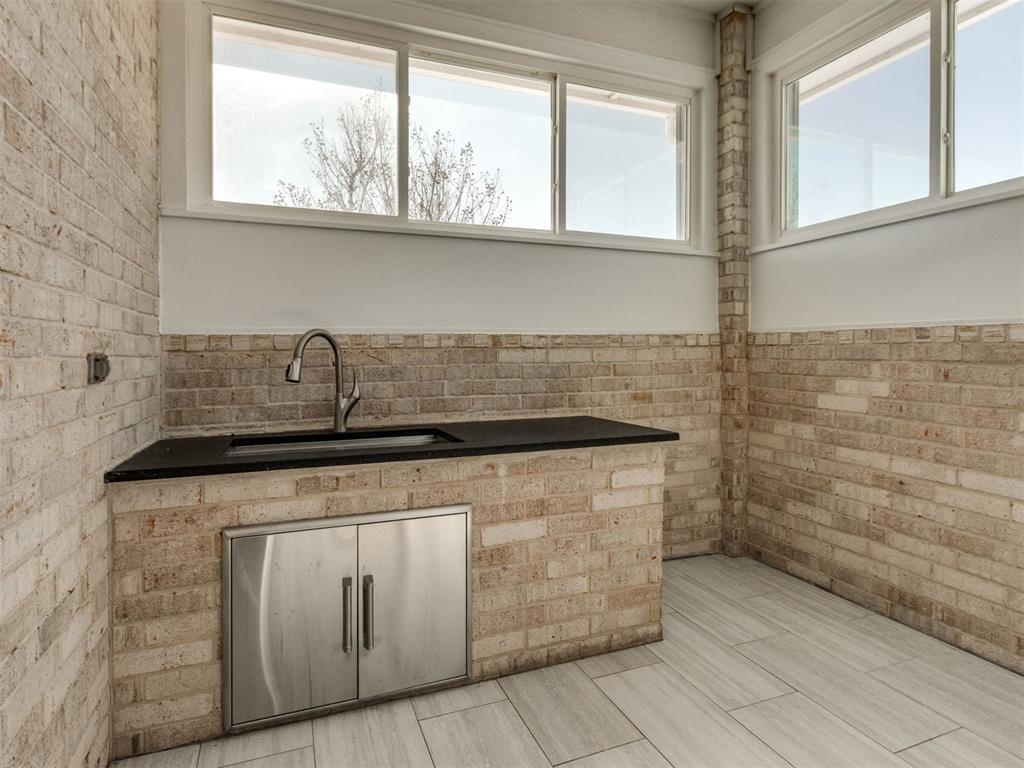 10917 Oaksplinter Lane Property Photo 42