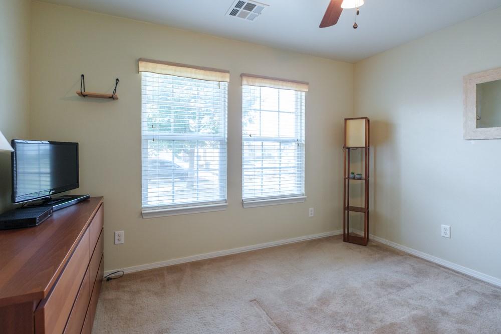 809 Grickle Drive Property Photo 4