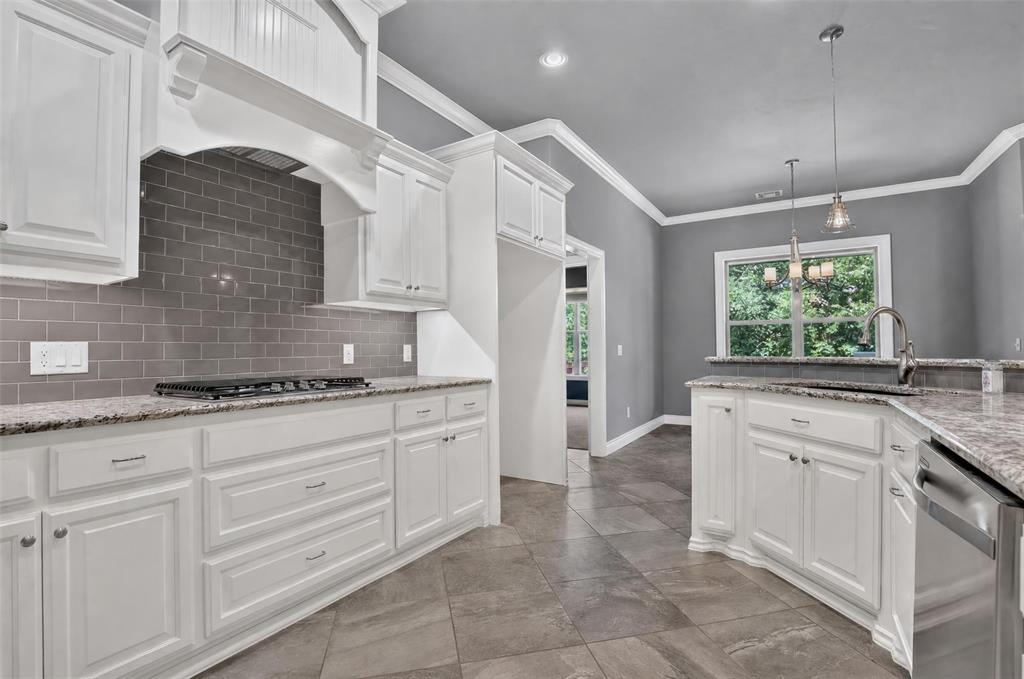 2501 Semillon Way Property Photo 13