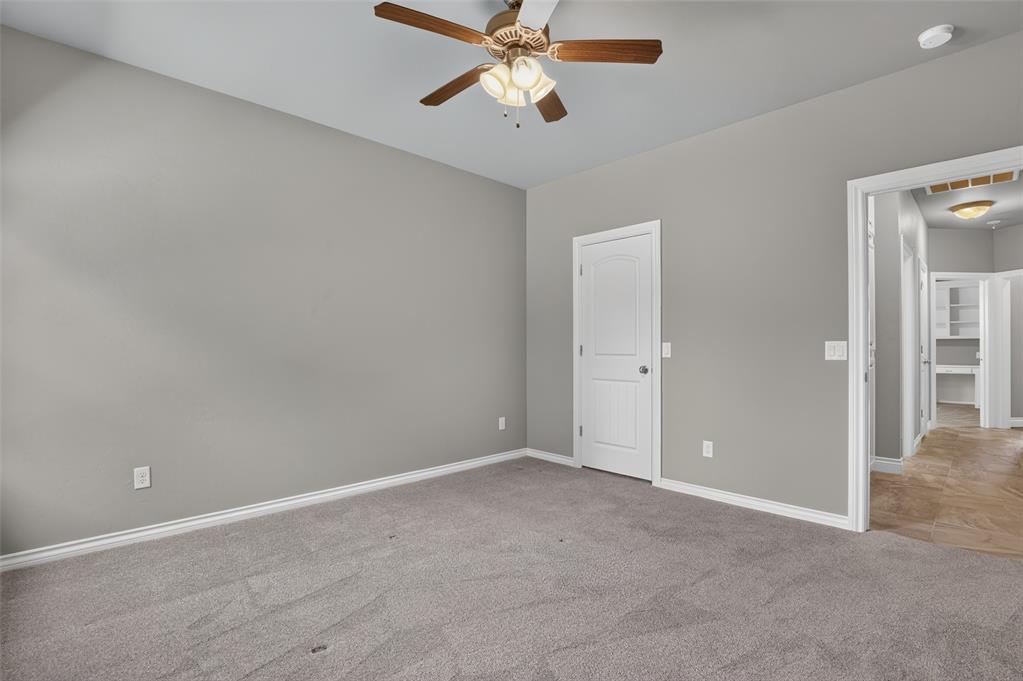 2501 Semillon Way Property Photo 33