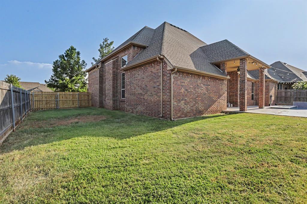 1801 Nw 195th Circle Property Photo 38