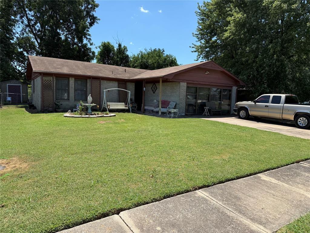 3705 Meadowbrook Drive Property Photo 1