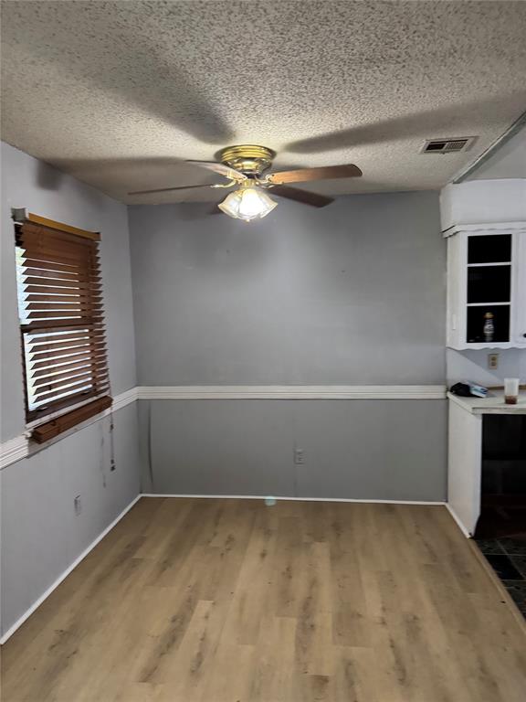3705 Meadowbrook Drive Property Photo 2