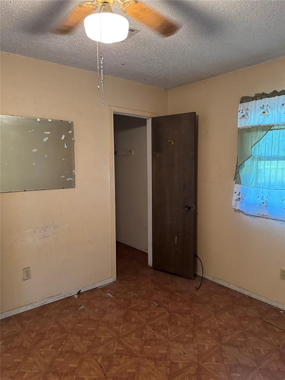 3705 Meadowbrook Drive Property Photo 5