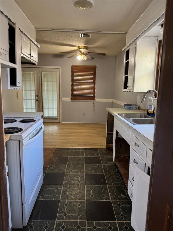3705 Meadowbrook Drive Property Photo 8