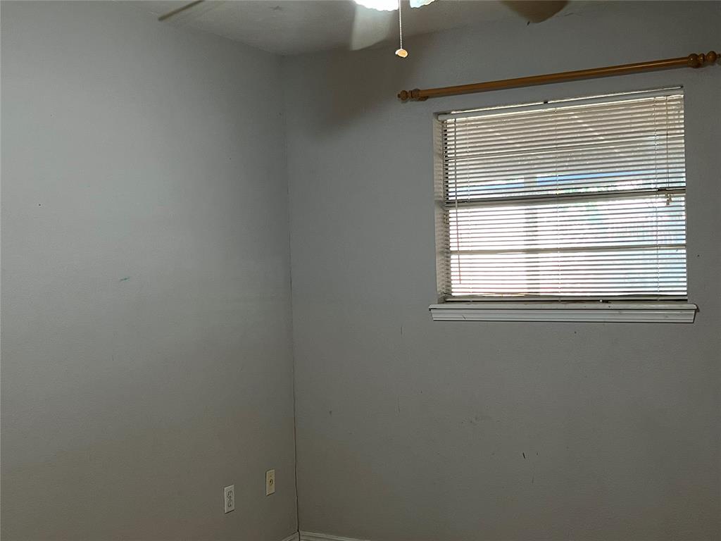736 Red Oak Terrace Property Photo 12