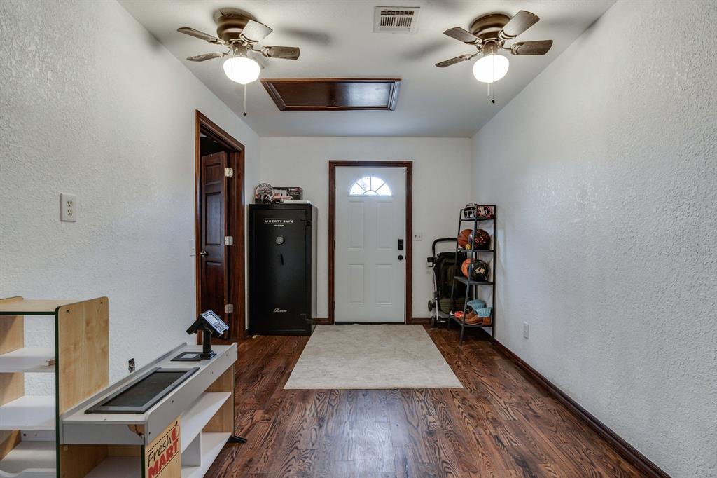 4521 Zella Way Ne Property Photo 22