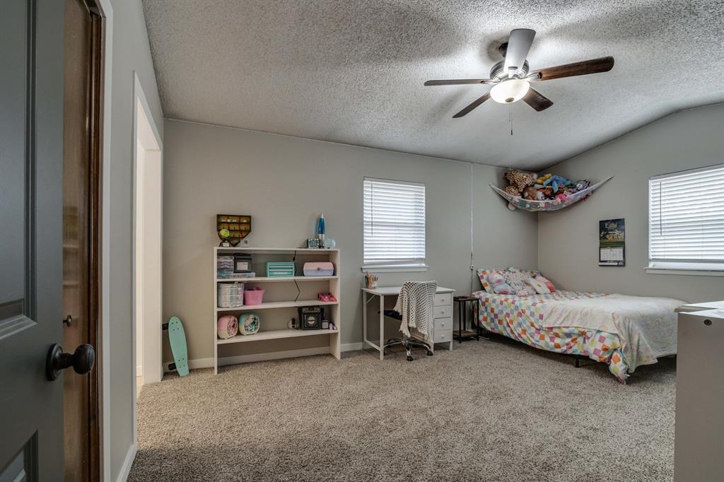 4521 Zella Way Ne Property Photo 26