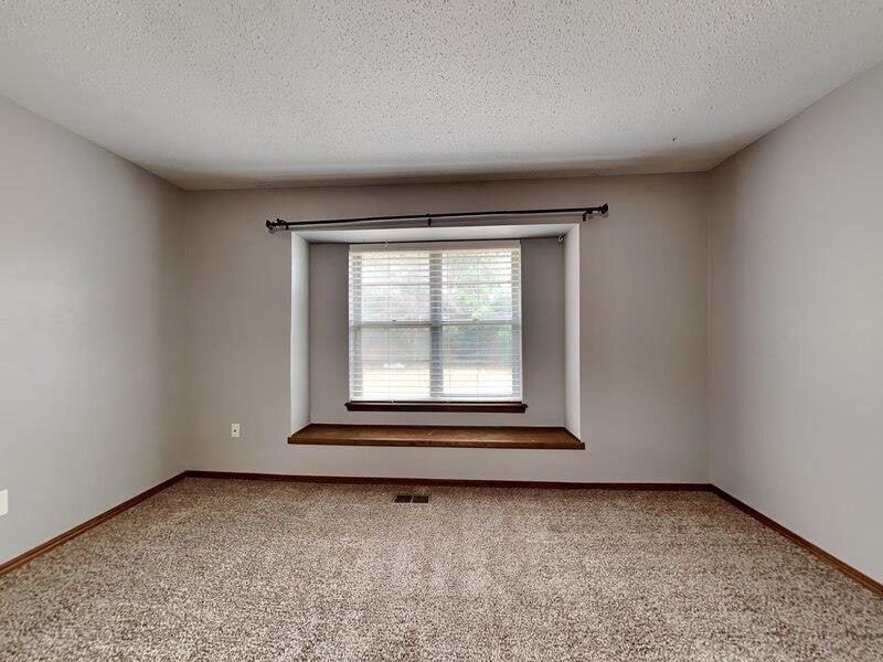 6424 N College Avenue Property Photo 15