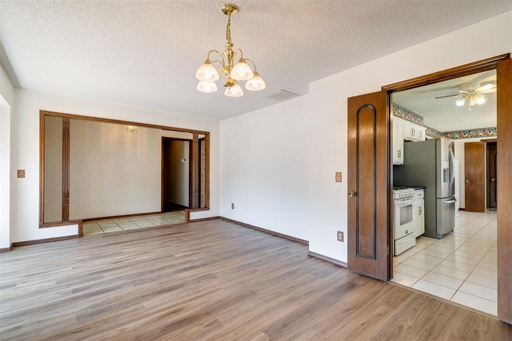 2615 Nw 115th Place Property Photo 10