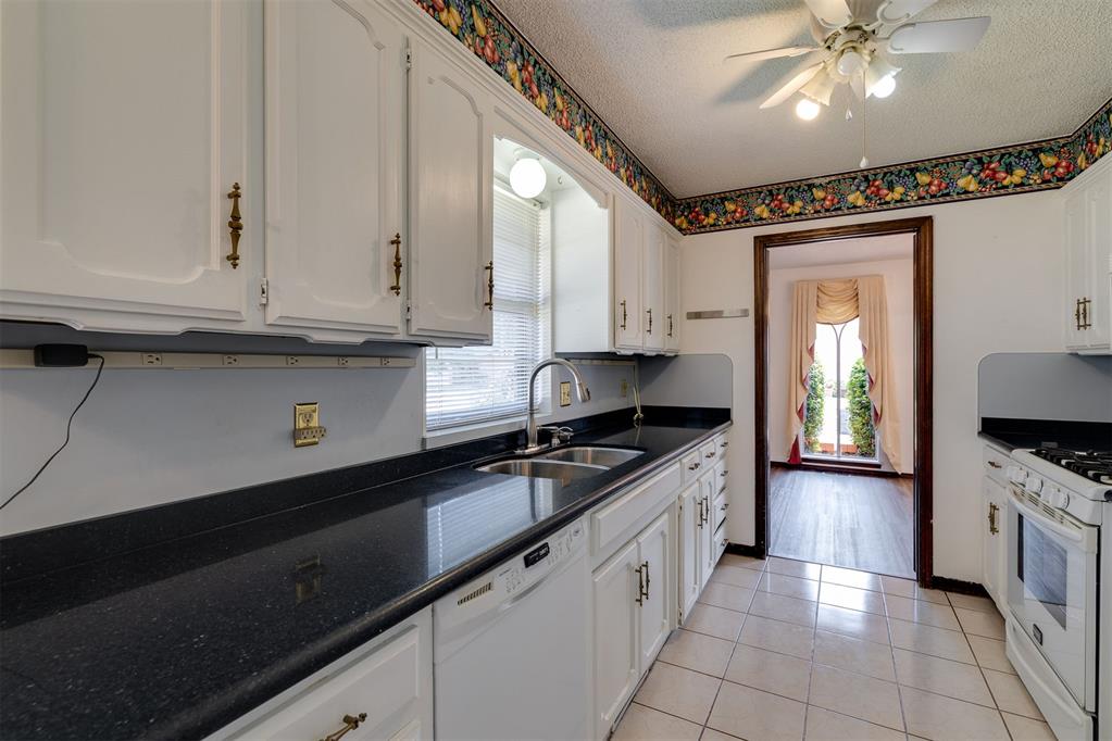 2615 Nw 115th Place Property Photo 17