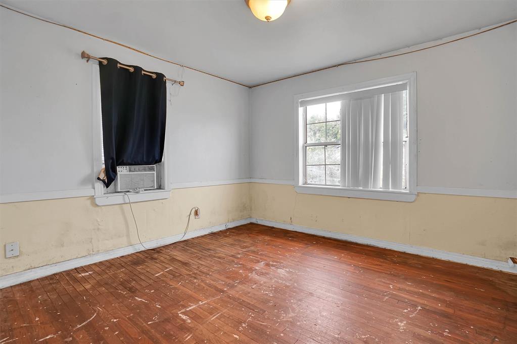 108 Central Drive Property Photo 8
