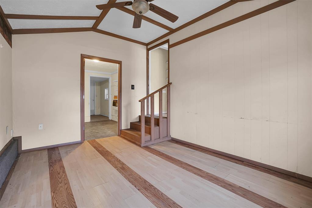 108 Central Drive Property Photo 11