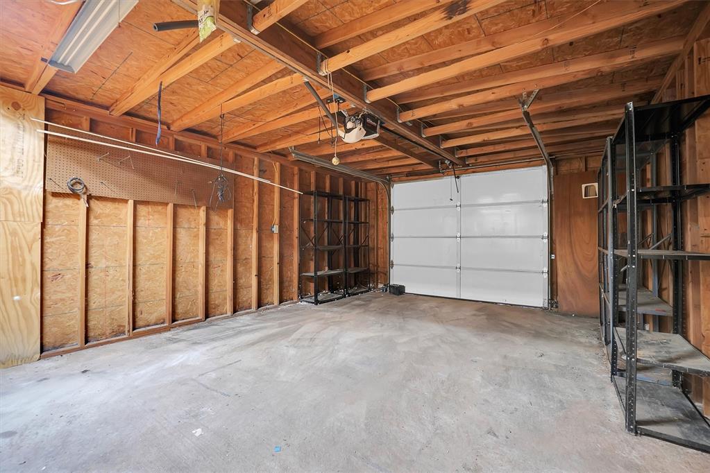 108 Central Drive Property Photo 13