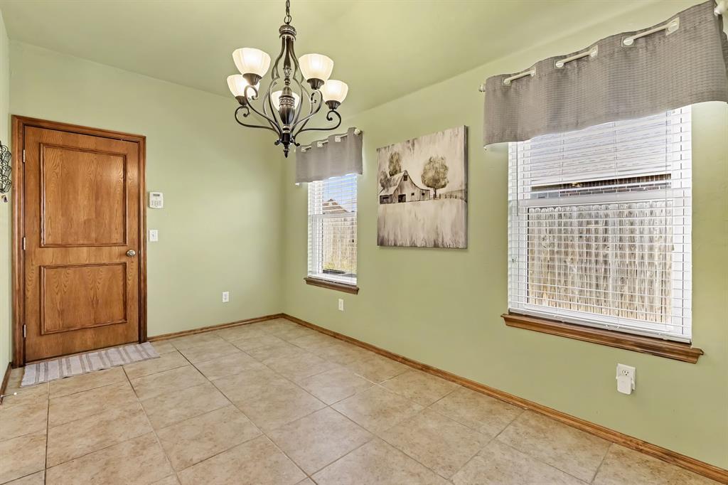 11305 Nw 105th Street Property Photo 15