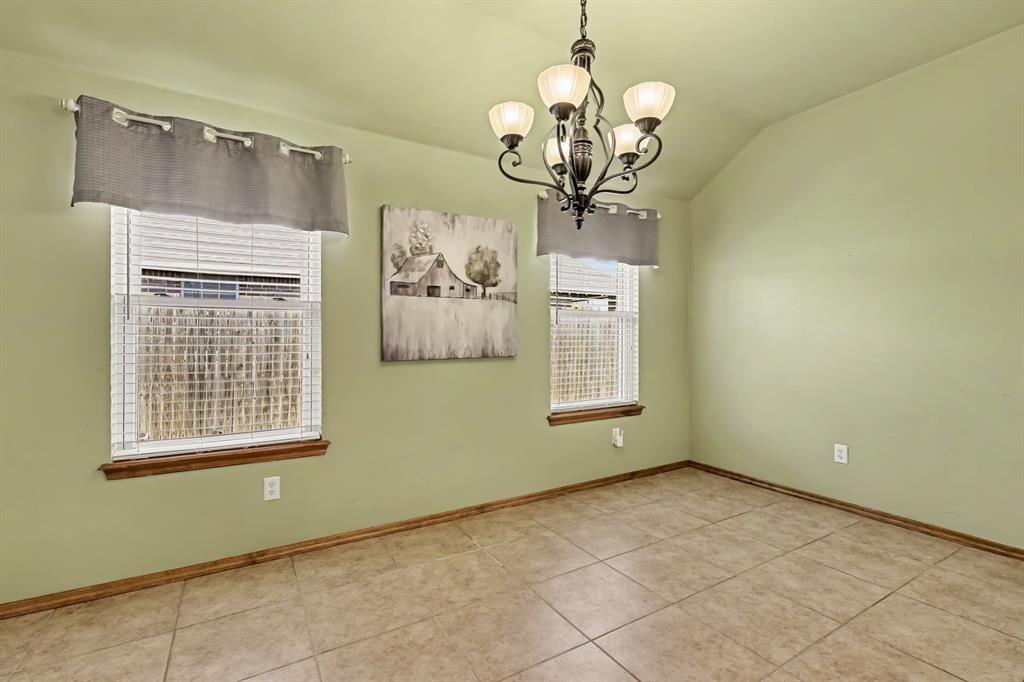 11305 Nw 105th Street Property Photo 16