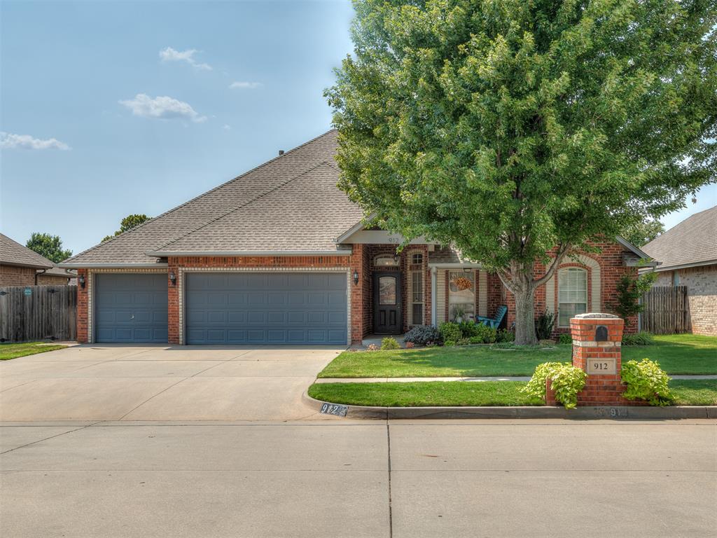 912 Regal Road Property Photo 3