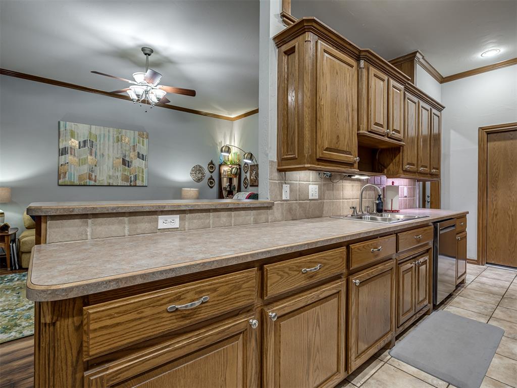 912 Regal Road Property Photo 16
