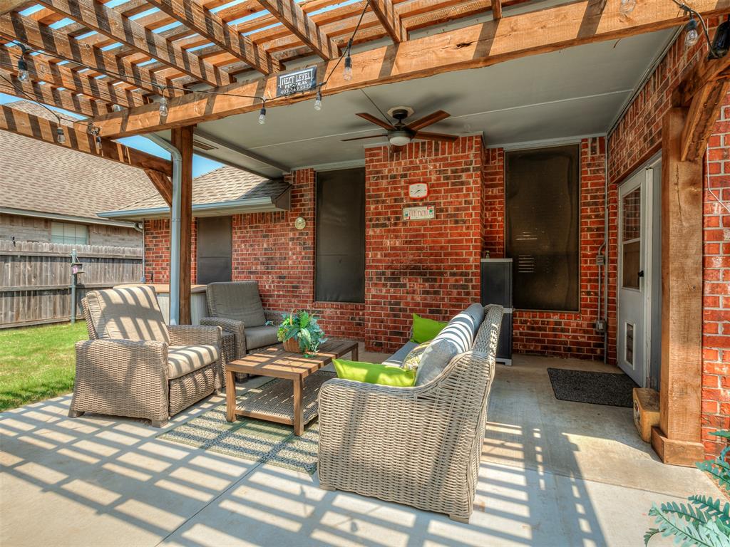 912 Regal Road Property Photo 41