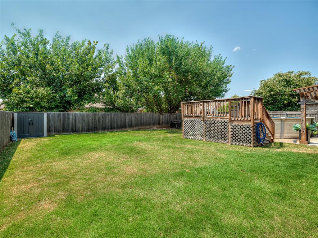 912 Regal Road Property Photo 44