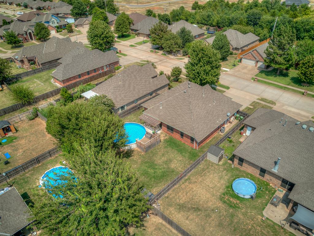 912 Regal Road Property Photo 46