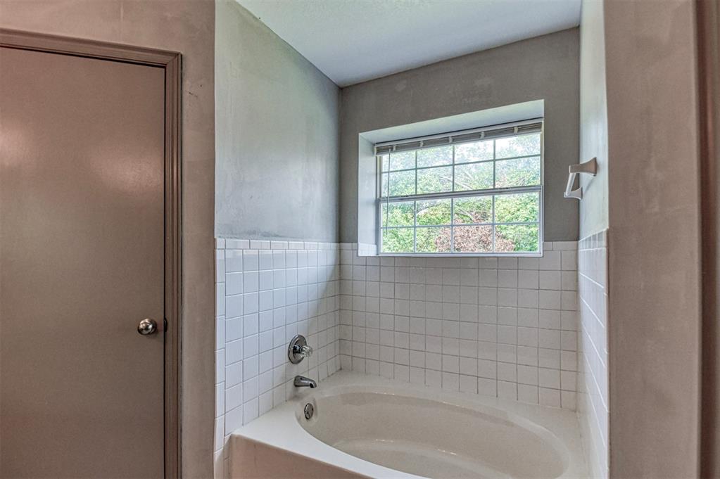 1200 Teakwood Drive Property Photo 23