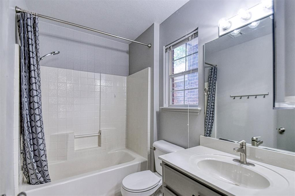 1200 Teakwood Drive Property Photo 28