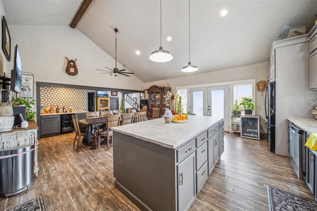 10001 144th Street Property Photo 6