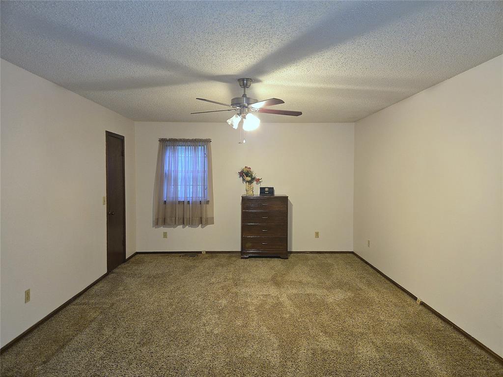 15109 Ken Road Property Photo 13