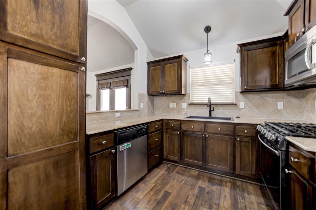 1633 Rangeline Road Property Photo 19