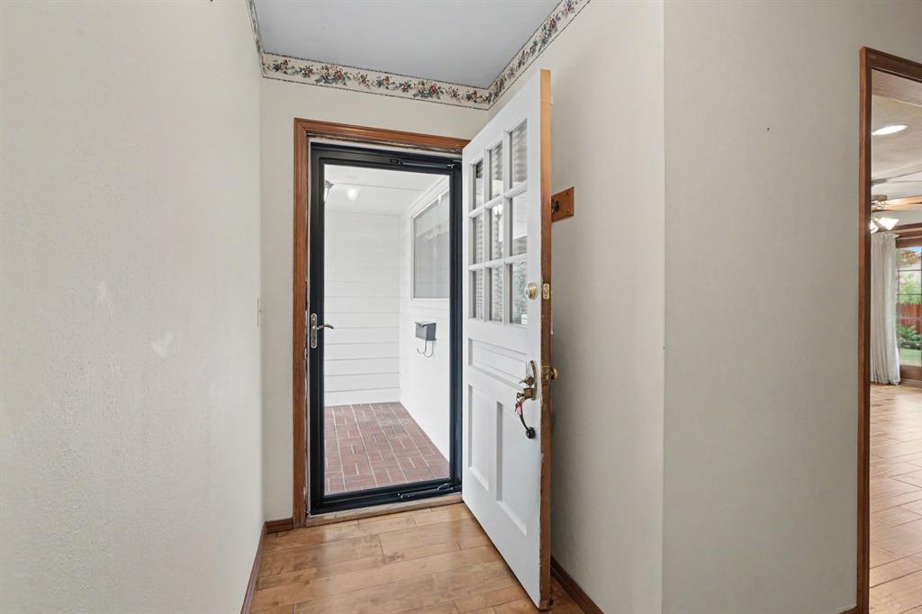 4225 Nw 59th Street Property Photo 4