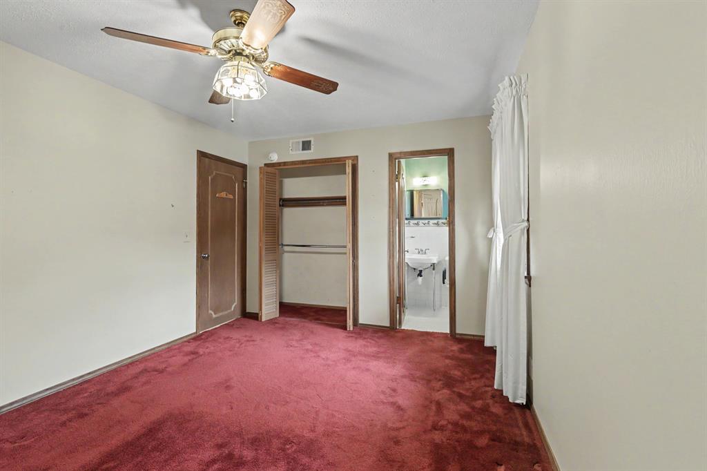 4225 Nw 59th Street Property Photo 15