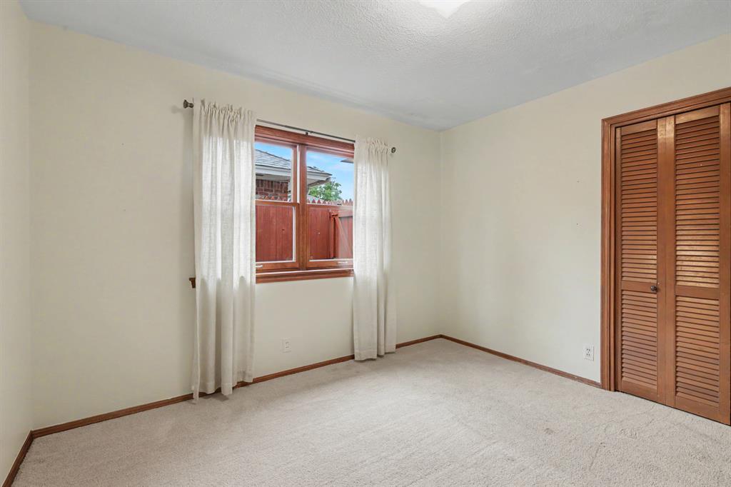 4225 Nw 59th Street Property Photo 17